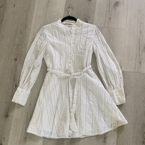 Zara Eyelet Dress size M‎ white mini buttons up collar summer vacation travel - Picture 12 of 16